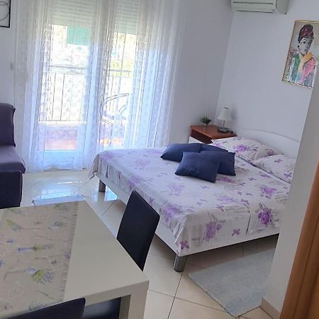 Apartman Scotti Kaštela Eksteriør billede