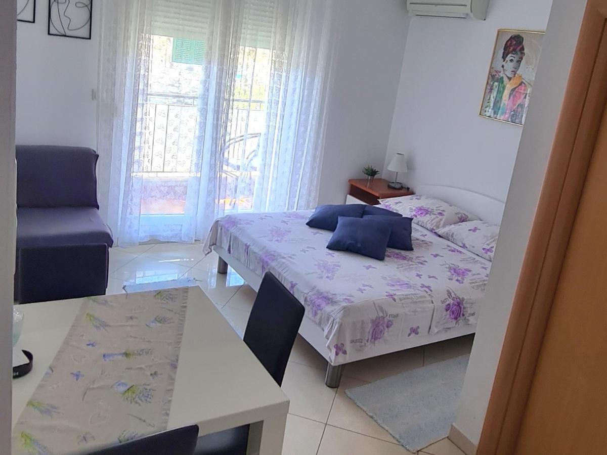 Apartman Scotti Kaštela Eksteriør billede